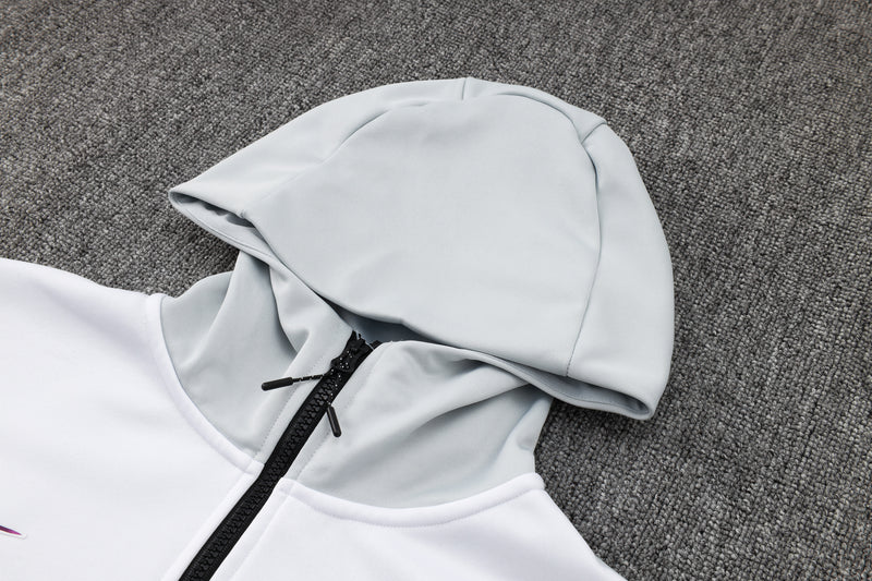 Conjunto Al Nassr White – Tech Fleece Nike